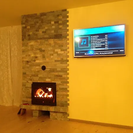 Zlatina Lŭga
